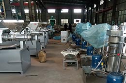 如何判定榨油機(jī)出餅是否正常？